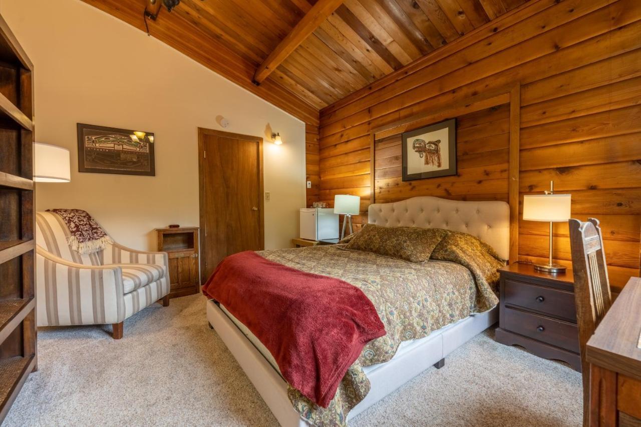 Alert Bay Lodge Luaran gambar